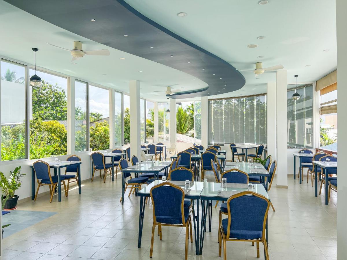 Rehendhi Villa Maafushi Exterior foto