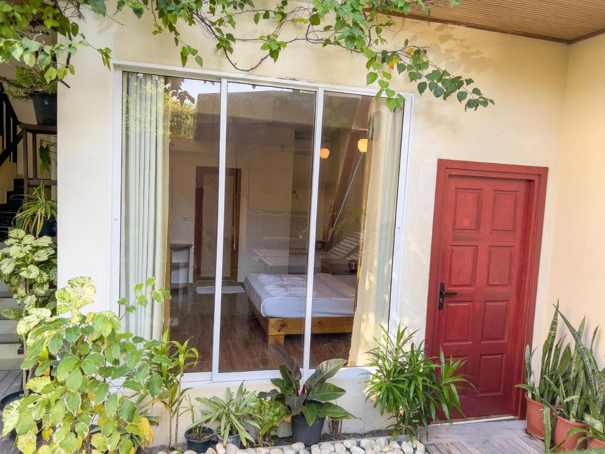 Rehendhi Villa Maafushi Exterior foto